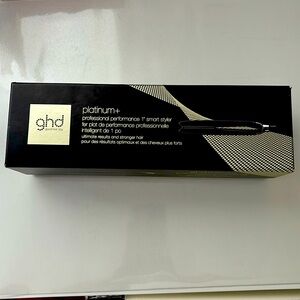 GHD platinum + 1” flat iron styler